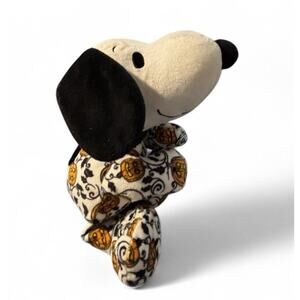Hallmark Peanuts Snoopy Halloween Plush Toy with Pumpkin Pattern